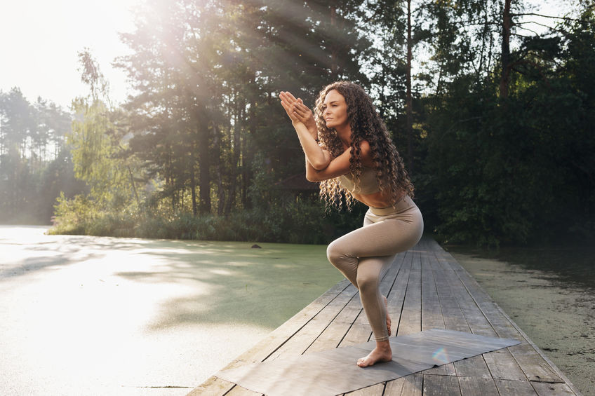 YOga : améliorer votre circulation sanguine avec la posture de l'aigle