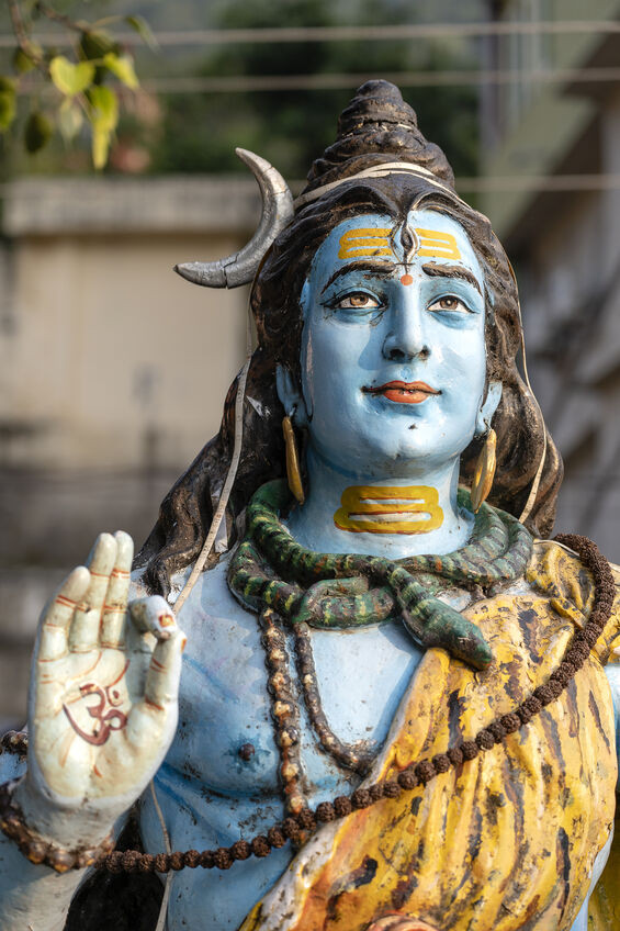 La légende de Shiva et du Dieu-Lune, Chandar
