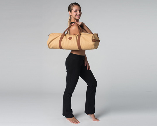 Voyagez léger, mais voyagez yoga
