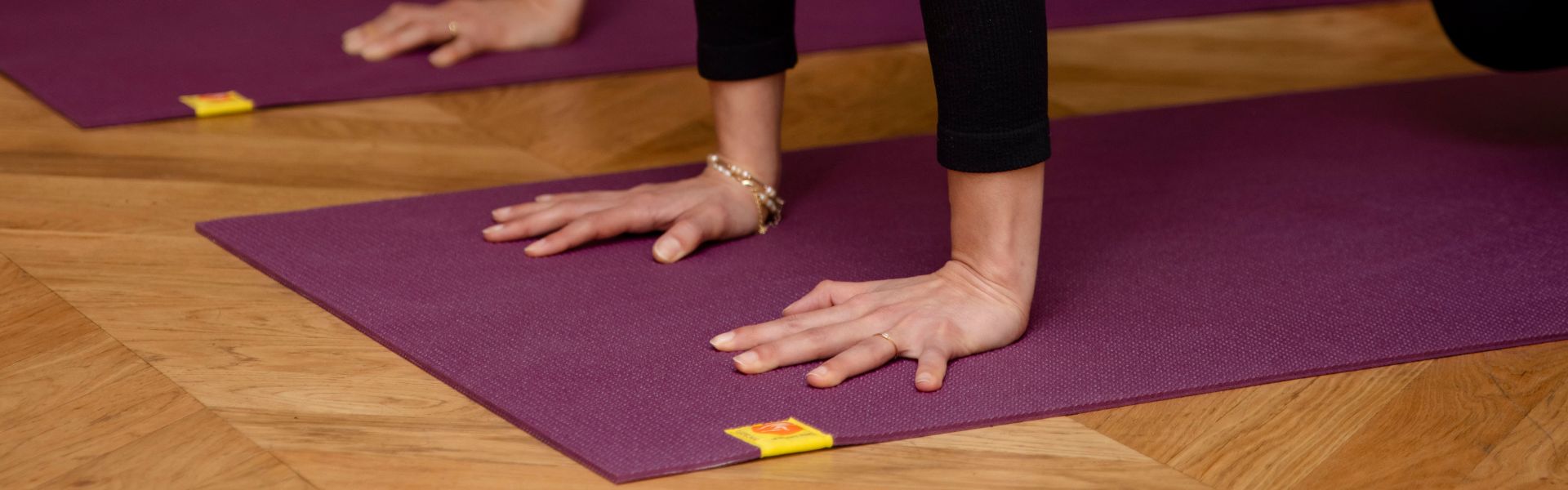 Les Presque Parfaits Chin Mudra Yoga